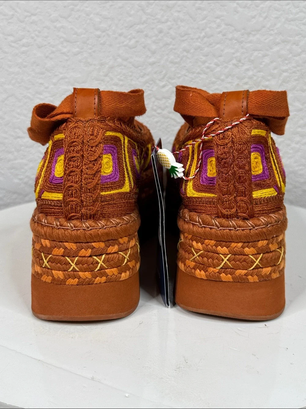 FARM RIO RUST ESPADRILLE FLATFORM EMBROIDERED LACE UP PLATFORM SHOES NWT SIZE 8